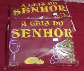 Kit de Toalha de Santa Ceia 1,5 Mt Bordada Vinho 4 Pecas